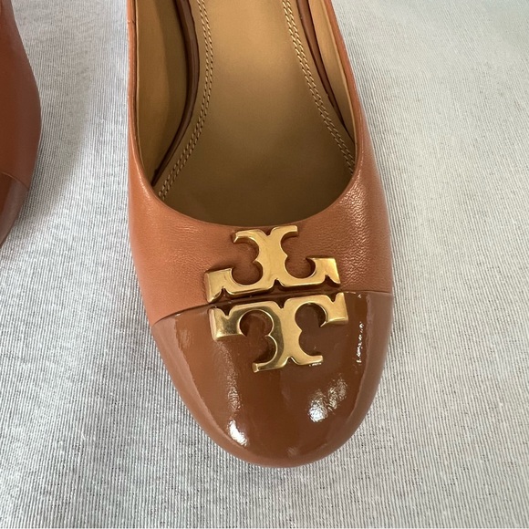 TORY BURCH RALEIGH CAP TOE PUMP
NWOT never worn. - Picture 3 of 14